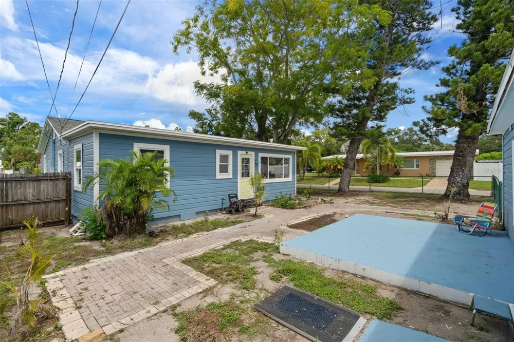 5300 39 AVENUE St Petersburg, FL 33709