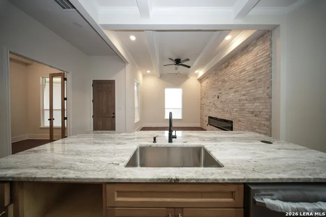 719 Dakota St San Antonio, TX 78203