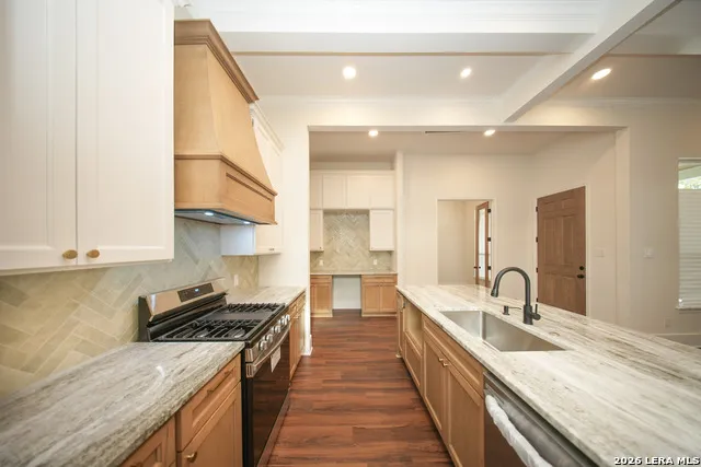 719 Dakota St San Antonio, TX 78203
