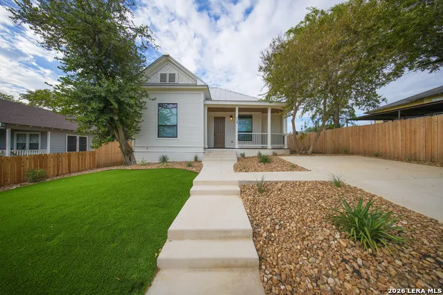 719 Dakota St San Antonio, TX 78203