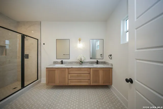 719 Dakota St San Antonio, TX 78203