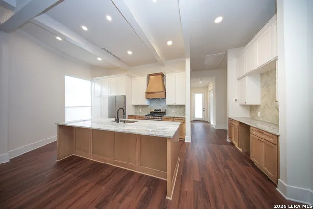 719 Dakota St San Antonio, TX 78203