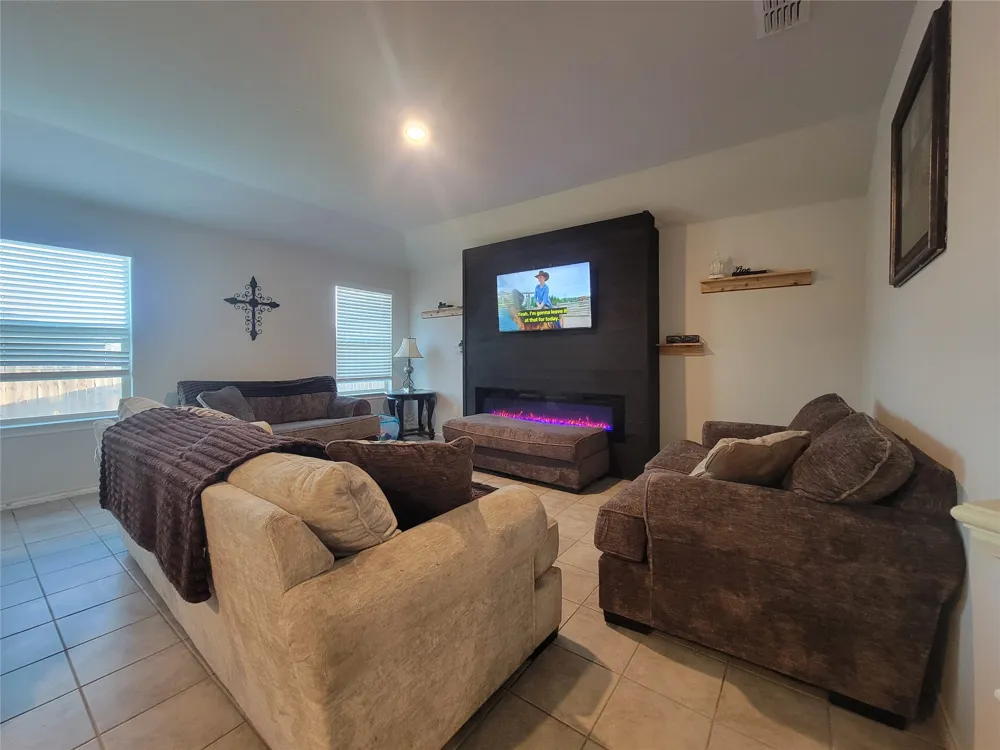 4153 Dublin Ridge Drive Fort Worth, TX 76036