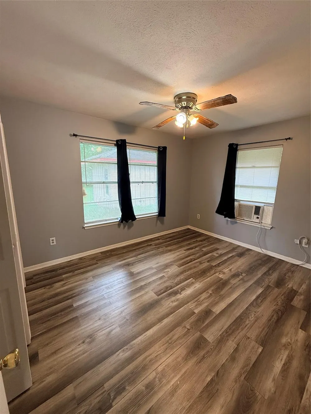 892 County Road 460 Dayton, TX 77535