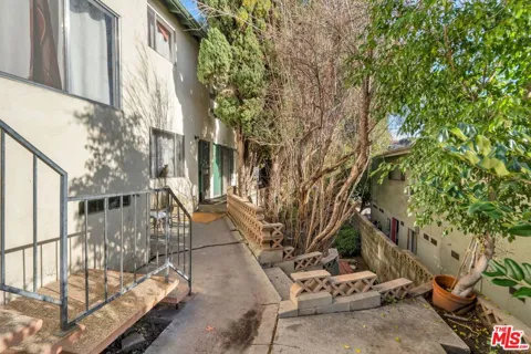 2241 Ewing Street