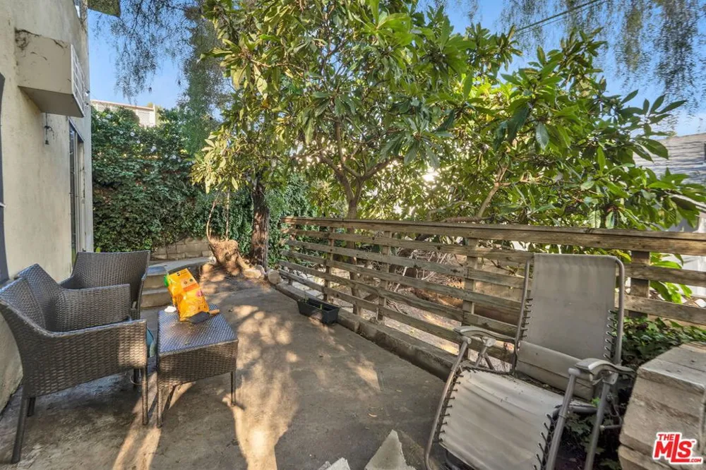2241 Ewing Street Los Angeles, CA 90039