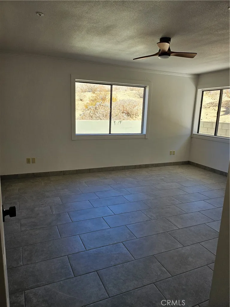 9041 Puesta Del Sol Desert Hot Springs, CA 92240