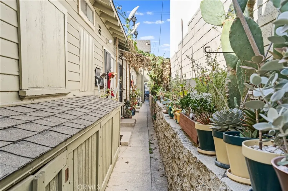 1757 Long Beach Long Beach, CA 90813