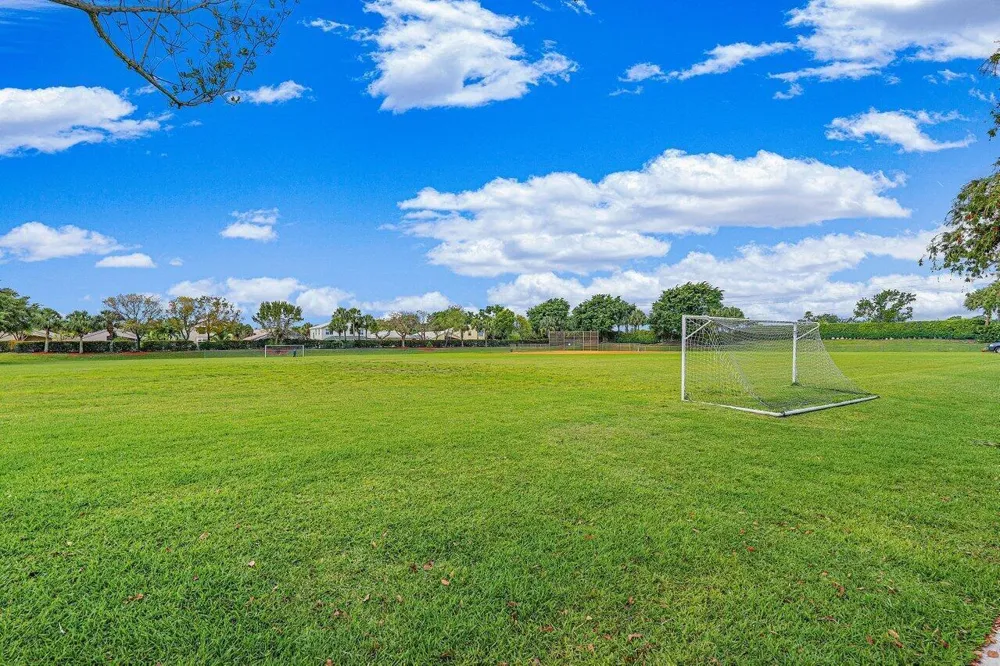 6328 STONEHURST CIRCLE Lake Worth, FL 33467