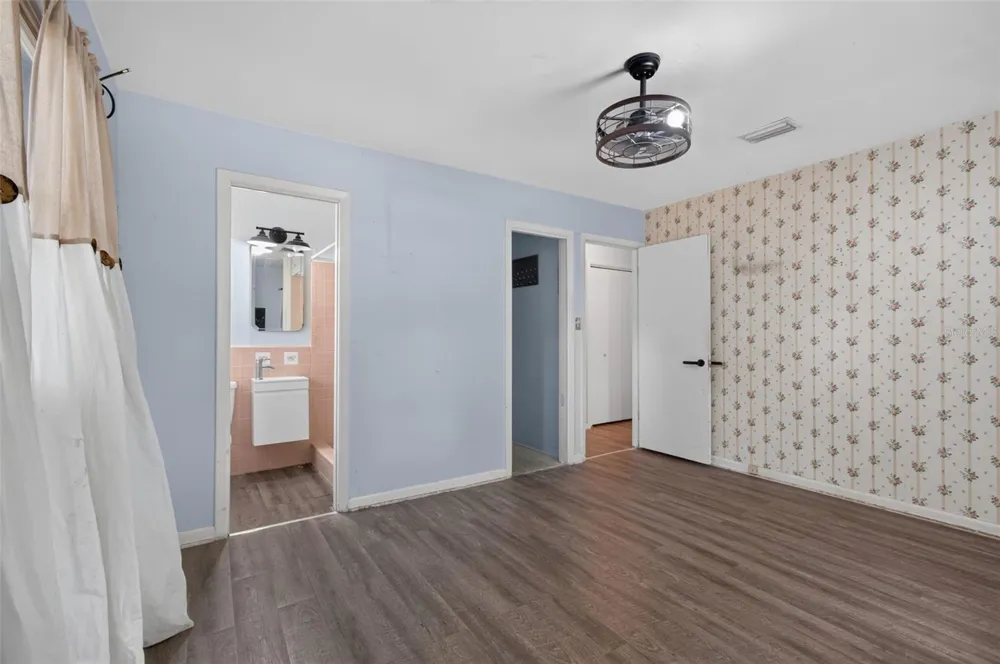 1321 NW 31ST DRIVE Gainesville, FL 32605