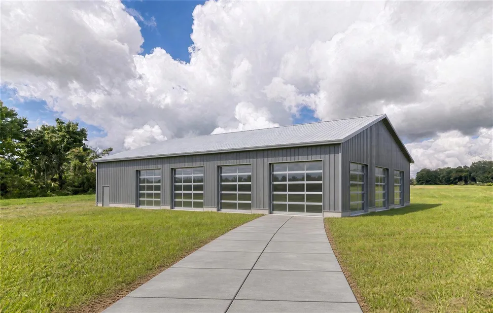 3005 VERNA BETHANY ROAD Myakka City, FL 34251
