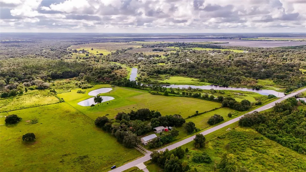3005 VERNA BETHANY ROAD Myakka City, FL 34251