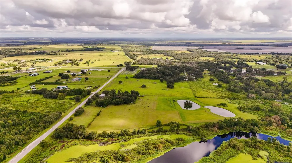 3005 VERNA BETHANY ROAD Myakka City, FL 34251
