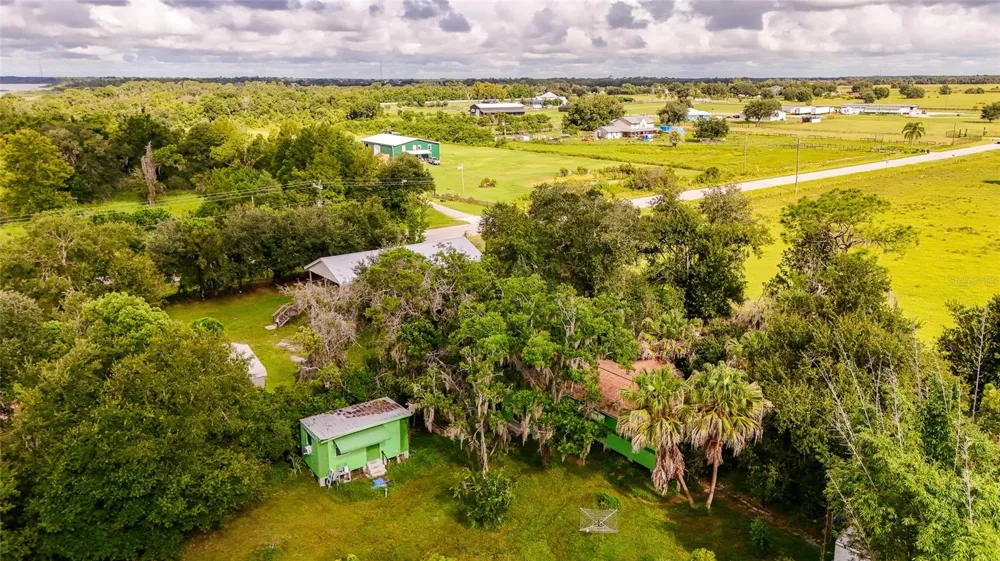 3005 VERNA BETHANY ROAD Myakka City, FL 34251