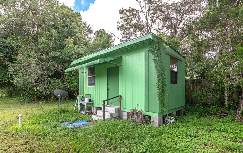 3005 VERNA BETHANY ROAD Myakka City, FL 34251