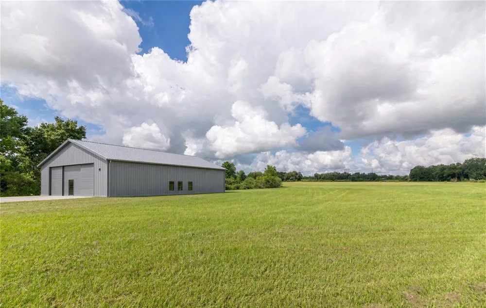 3005 VERNA BETHANY ROAD Myakka City, FL 34251