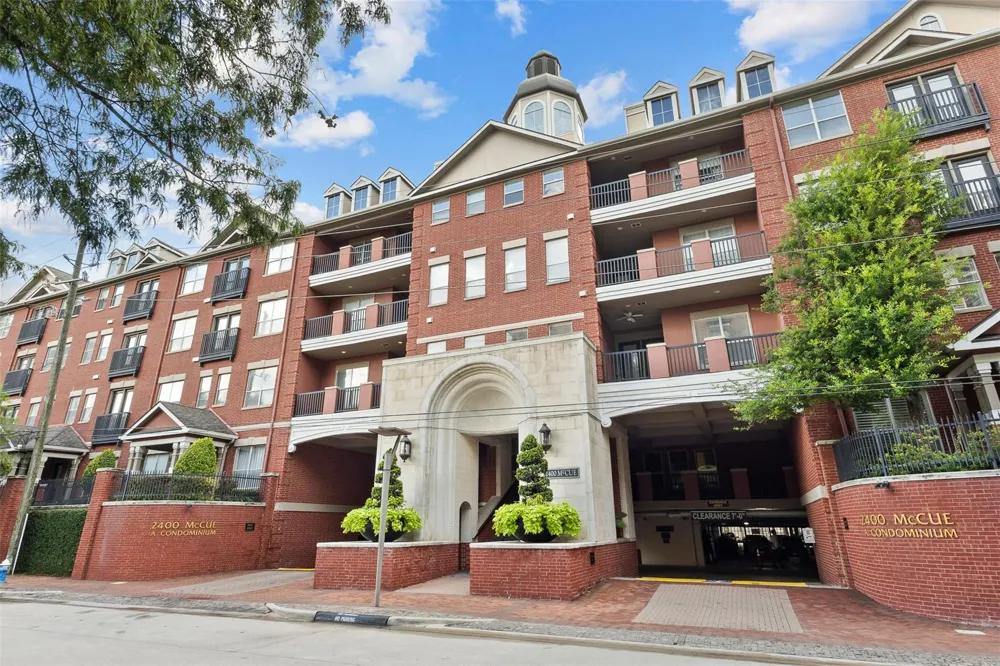 2400 Mccue Road #312 Houston, TX 77056