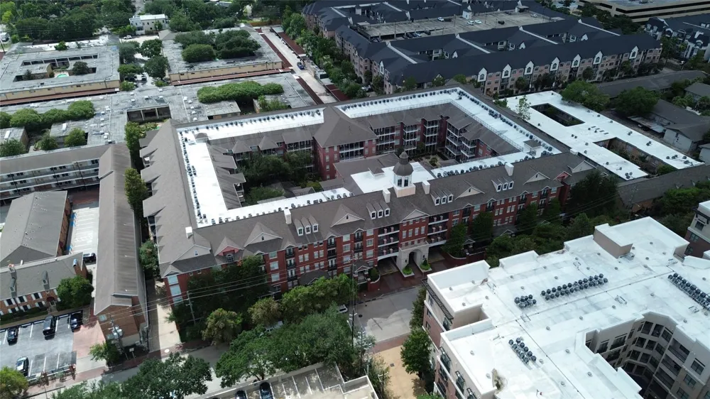 2400 Mccue Road #312 Houston, TX 77056