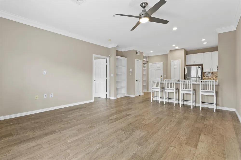 2400 Mccue Road #312 Houston, TX 77056