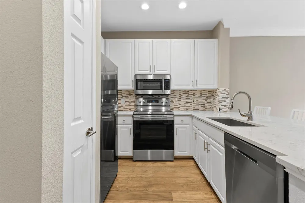 2400 Mccue Road #312 Houston, TX 77056