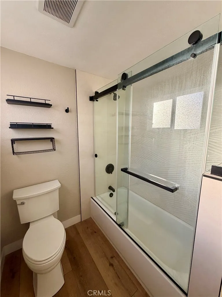 819 Vinemead Whittier, CA 90601