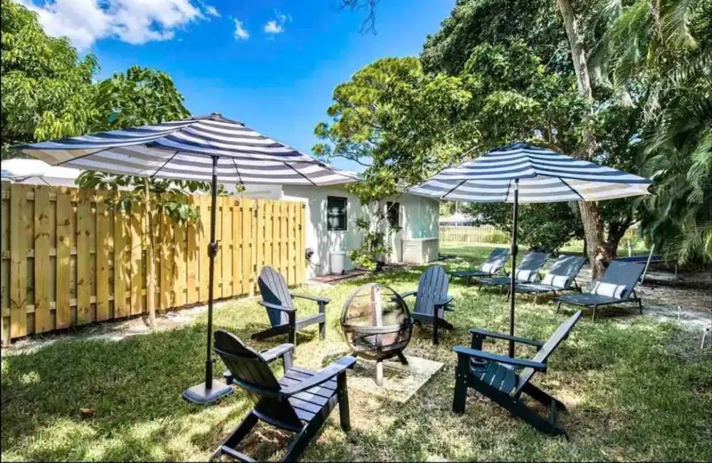 968 Allendale Road West Palm Beach, FL 33405