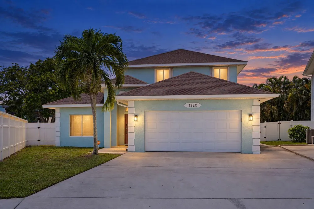 1220 BONEFISH COURT Fort Pierce, FL 34949