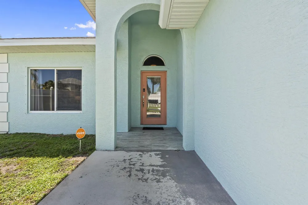 1220 BONEFISH COURT Fort Pierce, FL 34949