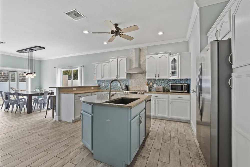 1220 BONEFISH COURT Fort Pierce, FL 34949