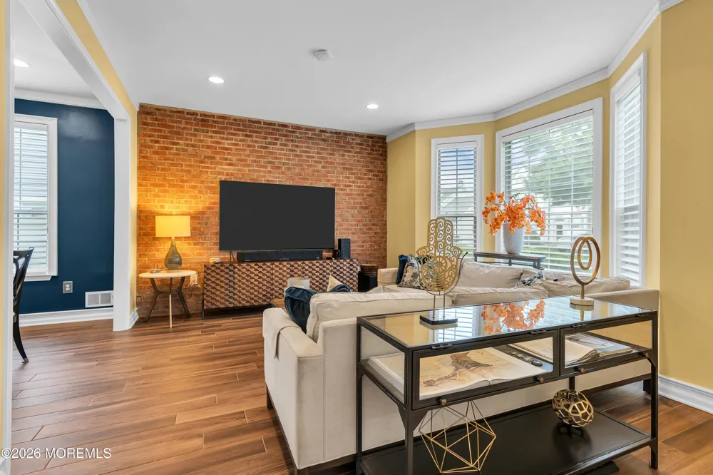 416 Perry Street Morganville, NJ 07751