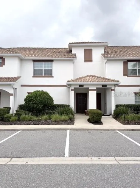 1568 MOON VALLEY DRIVE Davenport, FL 33896