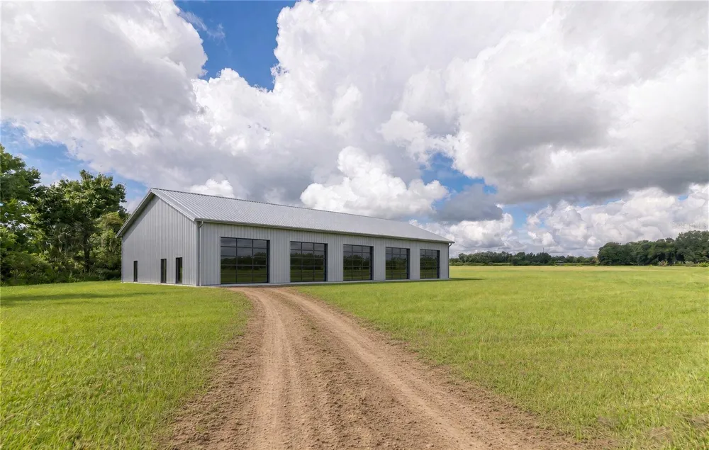 3005 VERNA BETHANY ROAD Myakka City, FL 34251