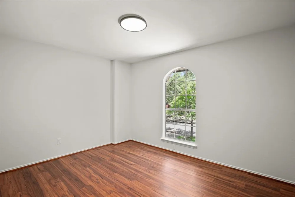7403 Rankin Trail Austin, TX 78729