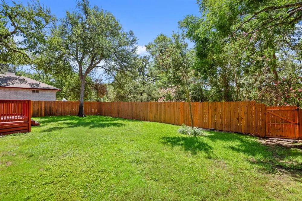 7403 Rankin Trail Austin, TX 78729