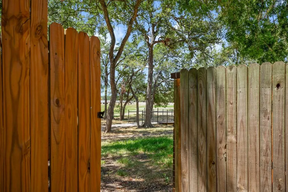 7403 Rankin Trail Austin, TX 78729