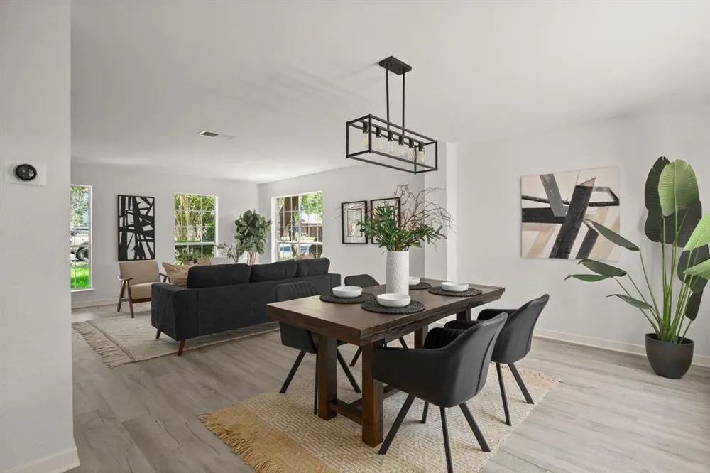 7403 Rankin Trail Austin, TX 78729