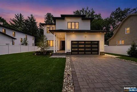 224 Riveredge Road