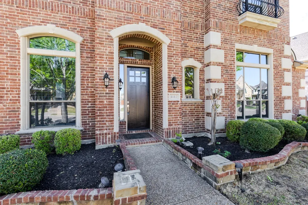 4112 Barona Drive Carrollton, TX 75010