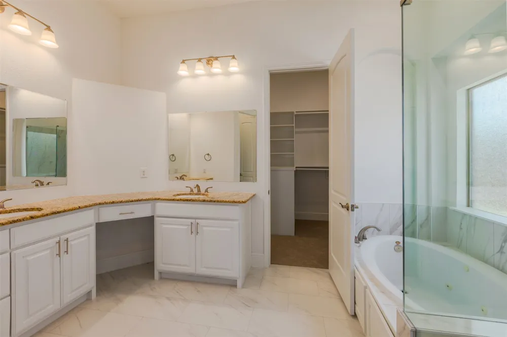4112 Barona Drive Carrollton, TX 75010