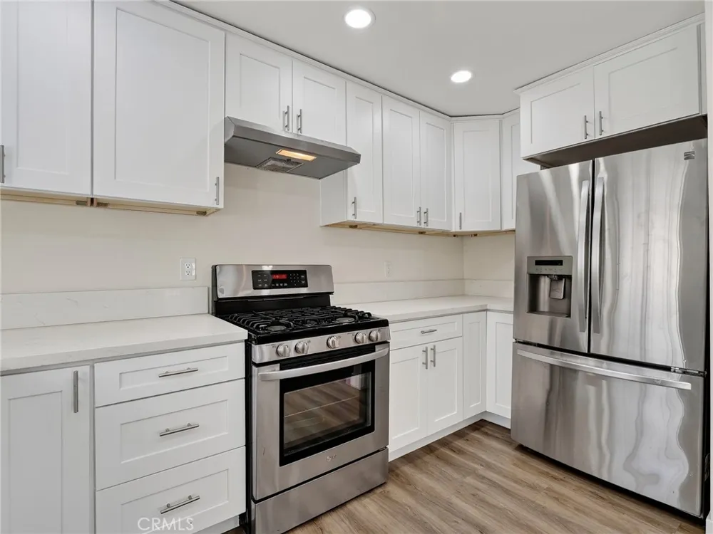 1028 E 10th Long Beach, CA 90813