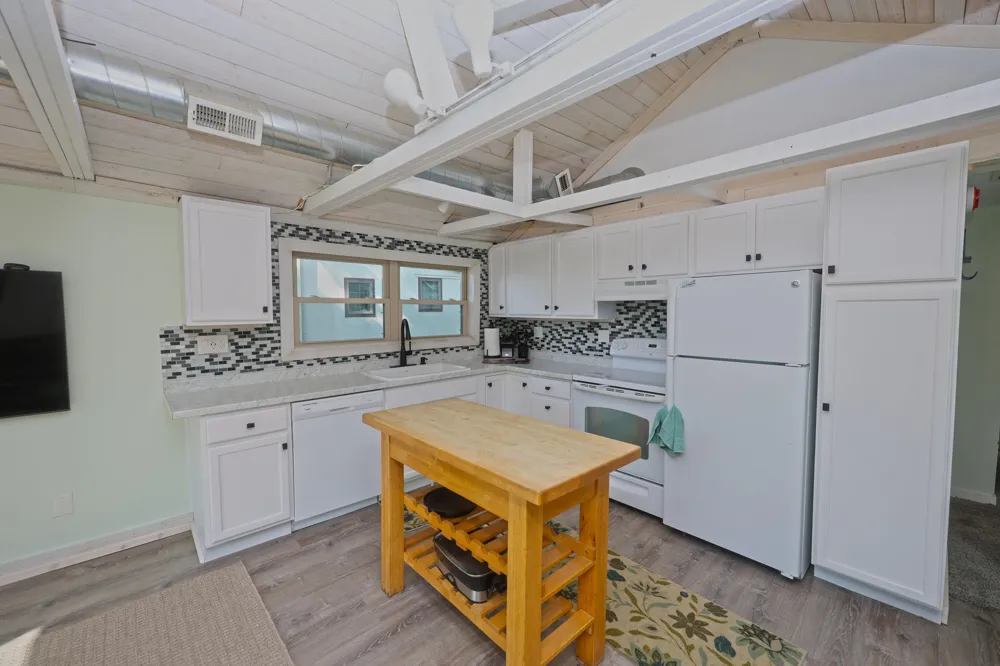 63432 Lakeshore Drive Dowagiac, MI 49047