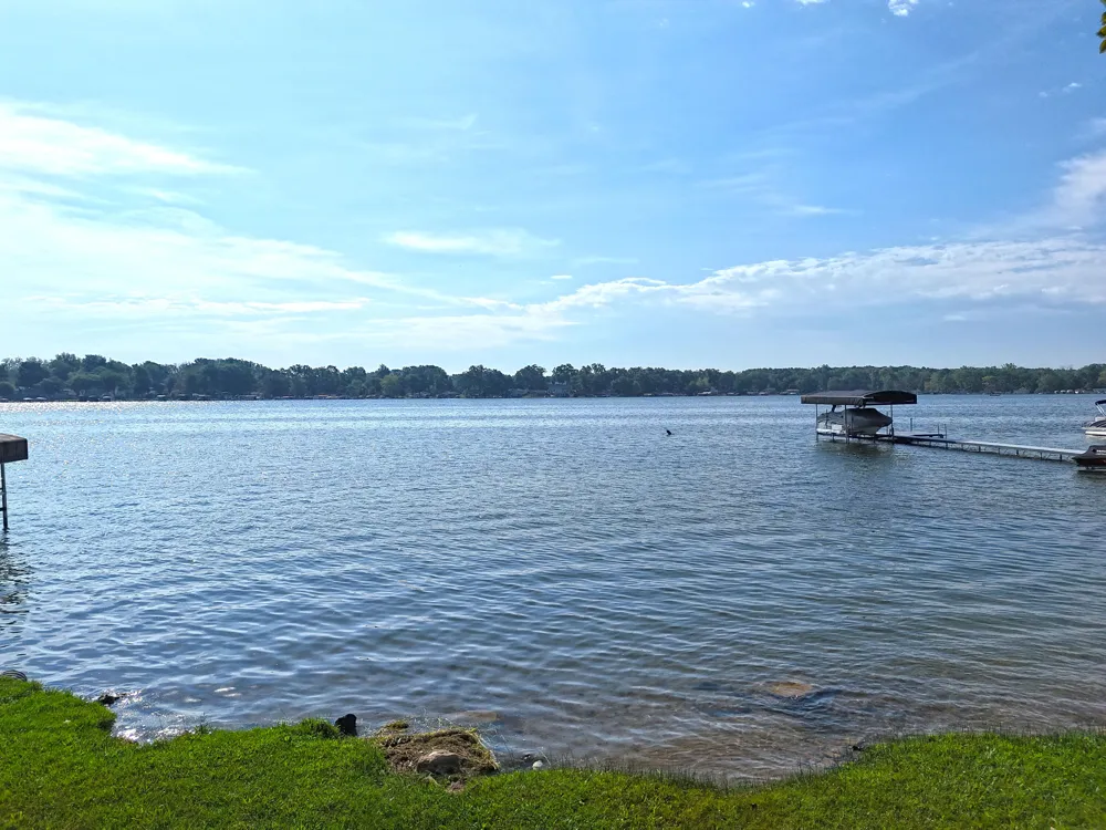 63432 Lakeshore Drive Dowagiac, MI 49047