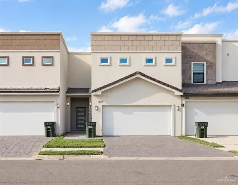 1829 Sunset Drive
