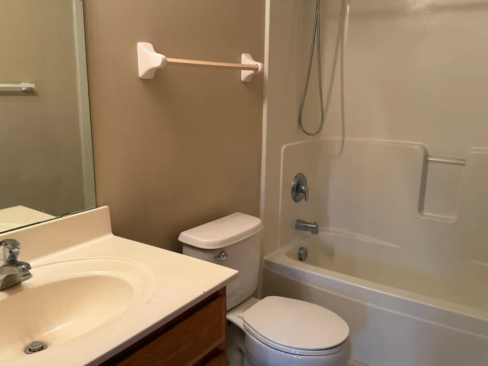 16601 50th Court Plymouth, MN 55446