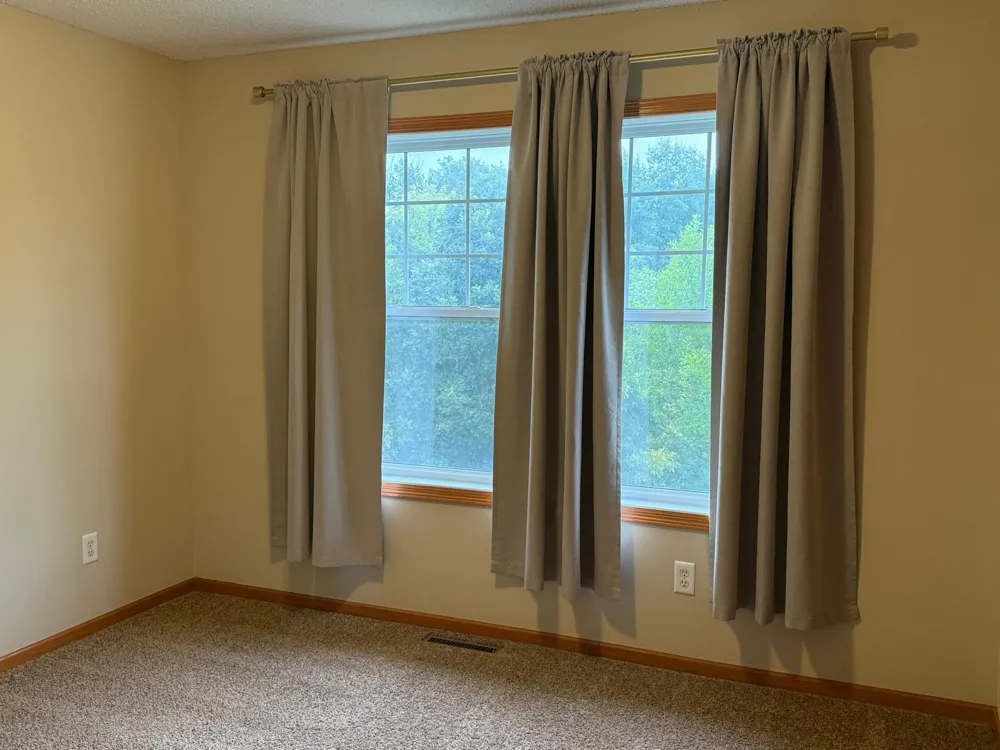 16601 50th Court Plymouth, MN 55446