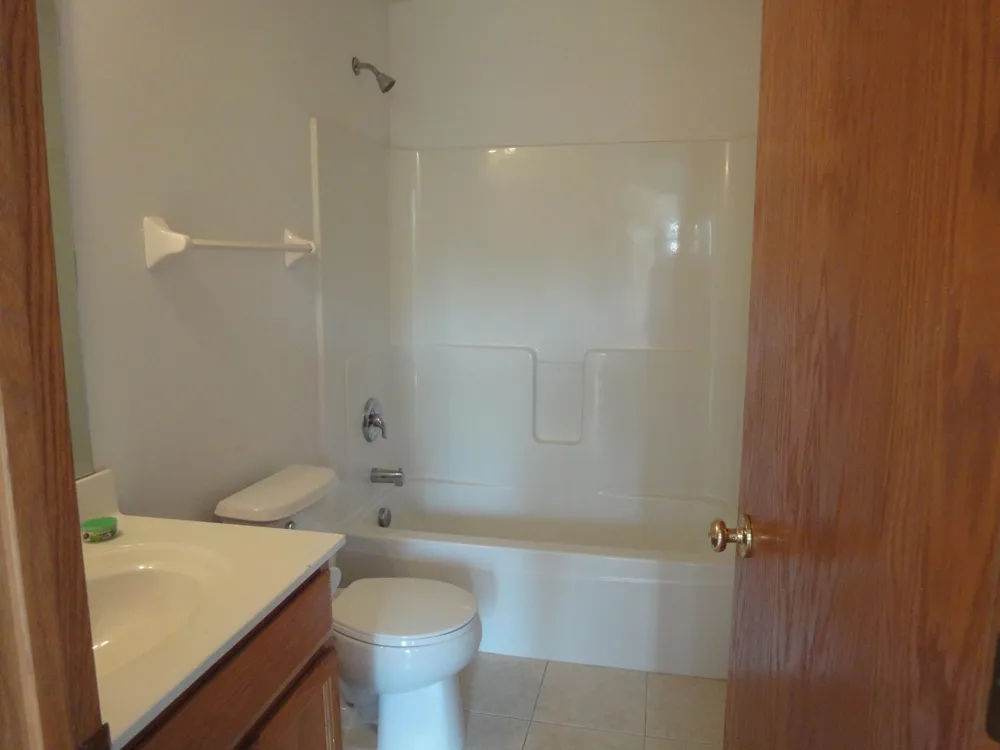 16601 50th Court Plymouth, MN 55446