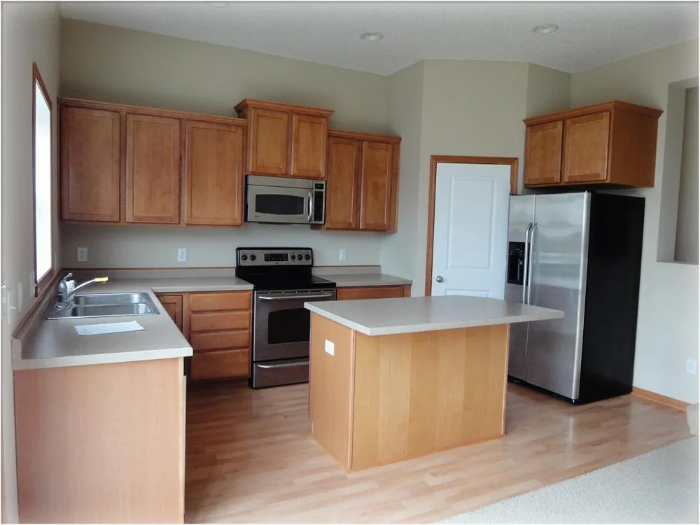 16601 50th Court Plymouth, MN 55446