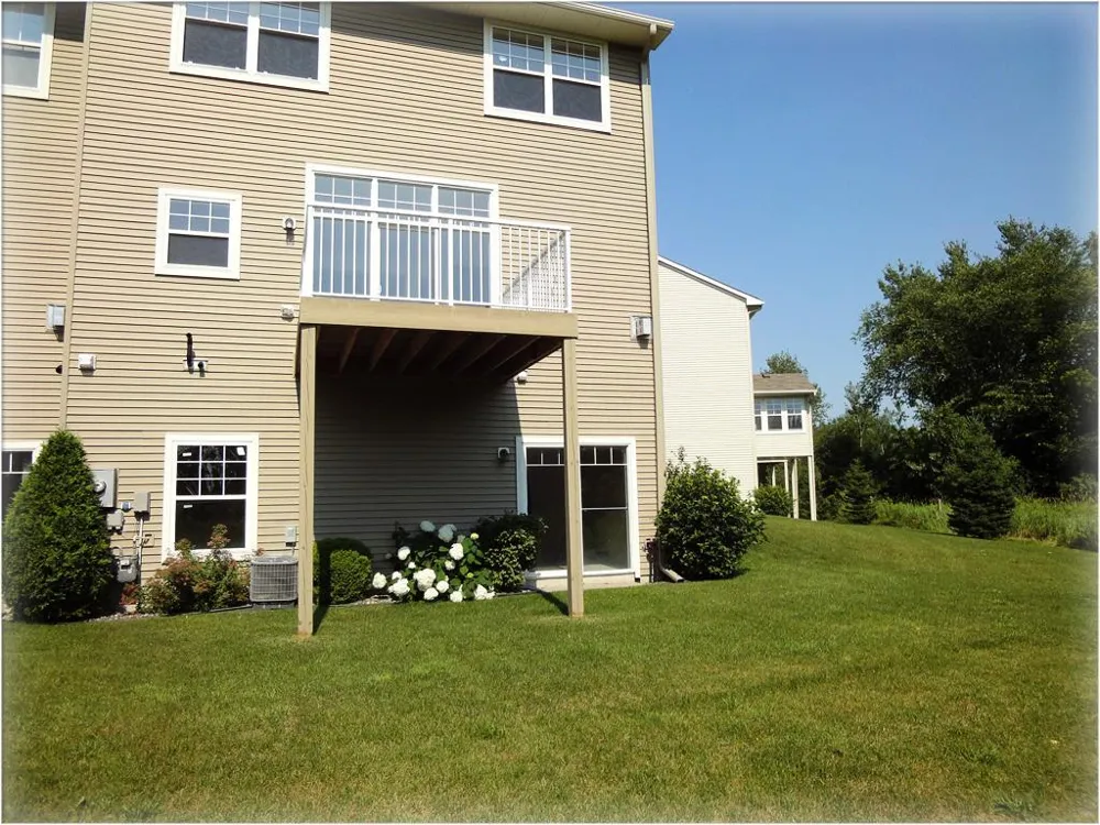 16601 50th Court Plymouth, MN 55446