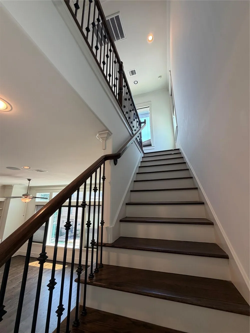 403 Fowler Street Houston, TX 77007