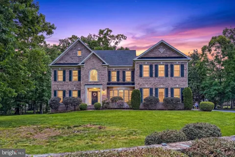 5841 SADDLE DOWNS PLACE